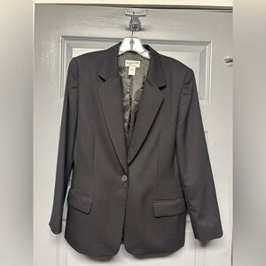 Pendleton vintage 100% virgin wool women’s blazer. Black size 10! Classic!